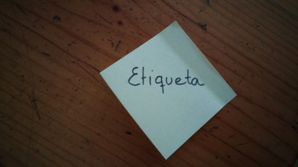 Postit amb el text Etiqueta